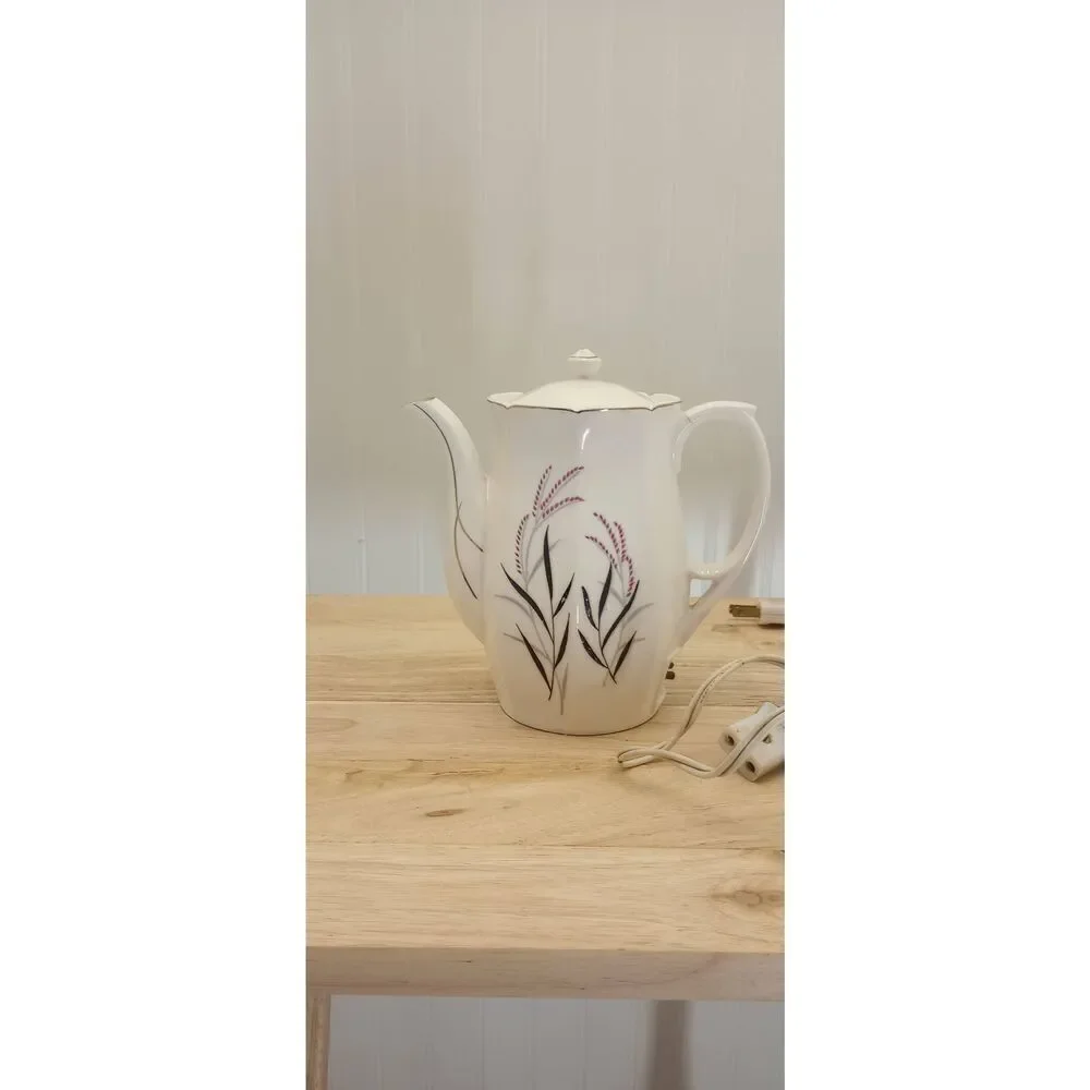 VTG Japan tea pot. , plug in. Not working